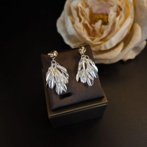 Stud Earrings Fringe